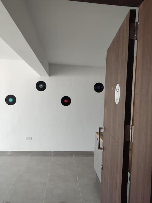 Appartamento Sorriso Flat N.9 - Entire Unit St. Paul's Bay Esterno foto