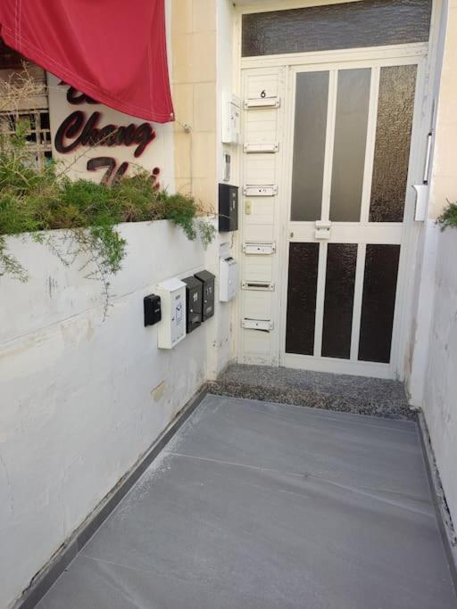 Appartamento Sorriso Flat N.9 - Entire Unit St. Paul's Bay Esterno foto