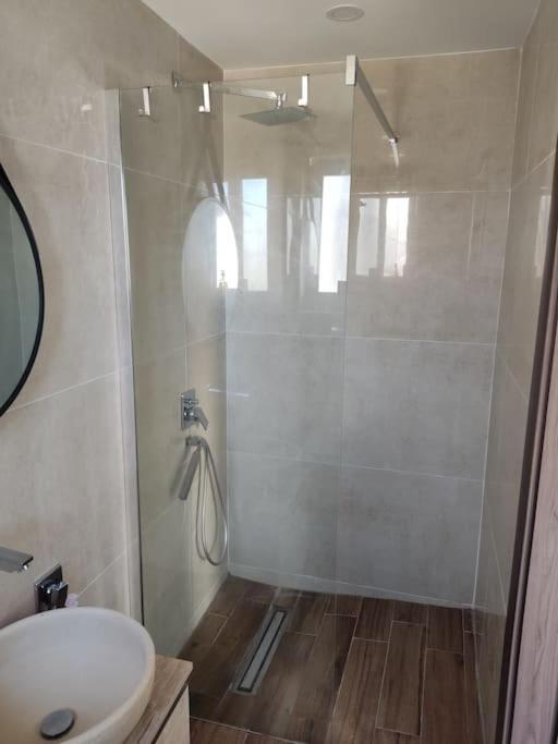 Appartamento Sorriso Flat N.9 - Entire Unit St. Paul's Bay Esterno foto