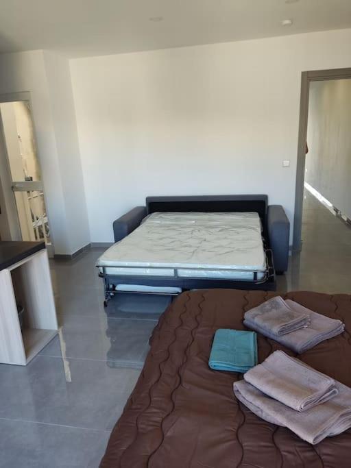 Appartamento Sorriso Flat N.9 - Entire Unit St. Paul's Bay Esterno foto